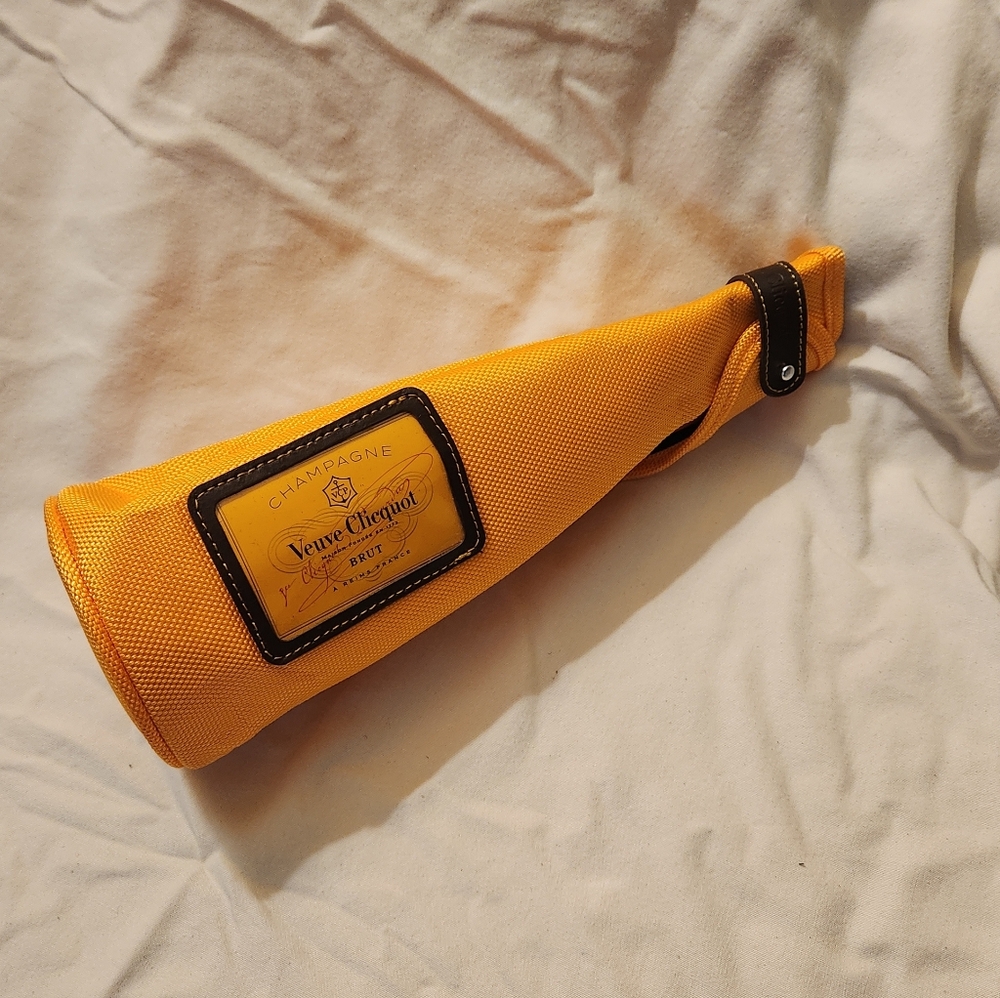 Veuve Clicquot Champagne Insulated Tote Bag Ice Jacket Bottle Carrier
